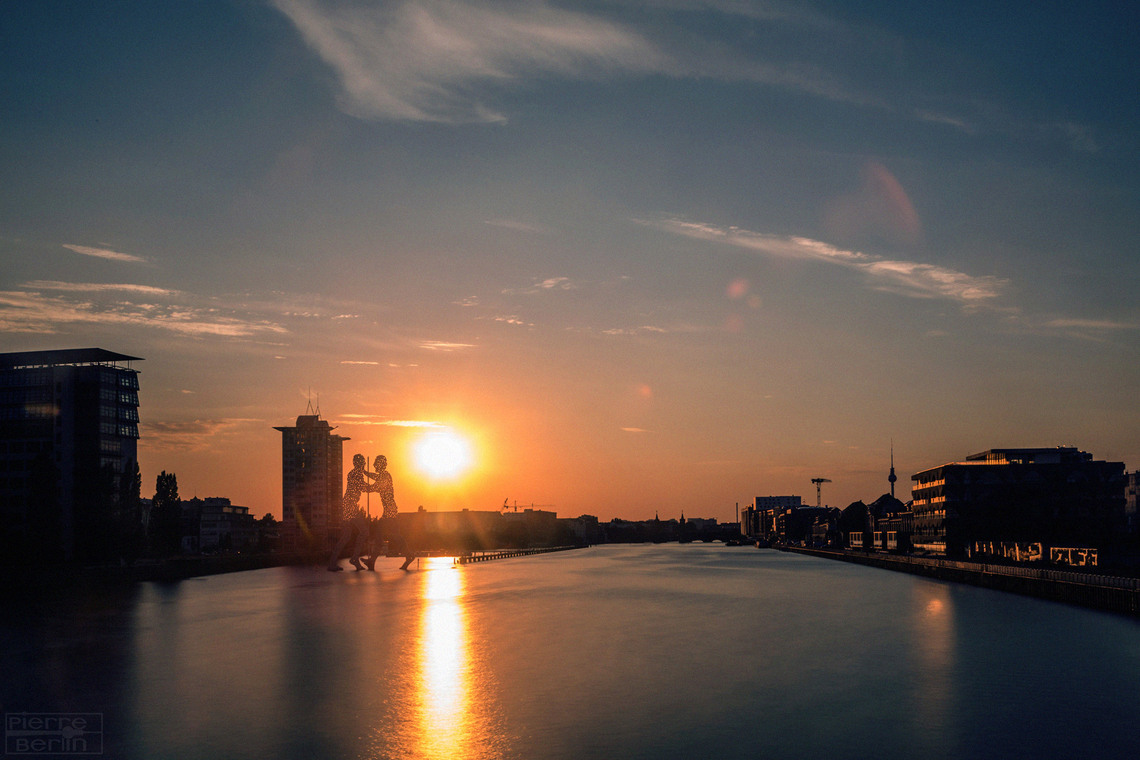 Sonnenuntergang über der Spree 2015