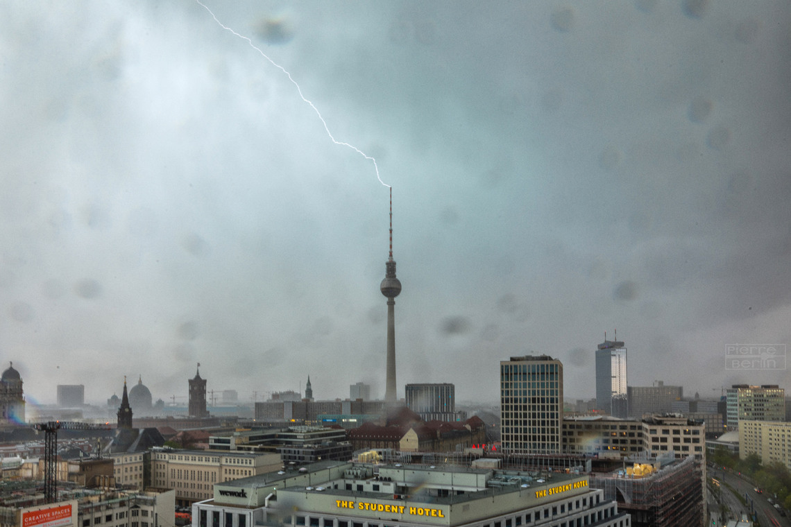 Blitz in den Fernsehturm